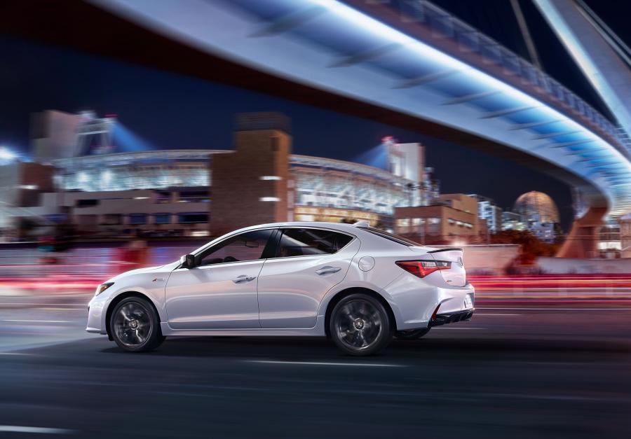  Acura ILX A-Spec 2018 года  (фото 6 из 52)